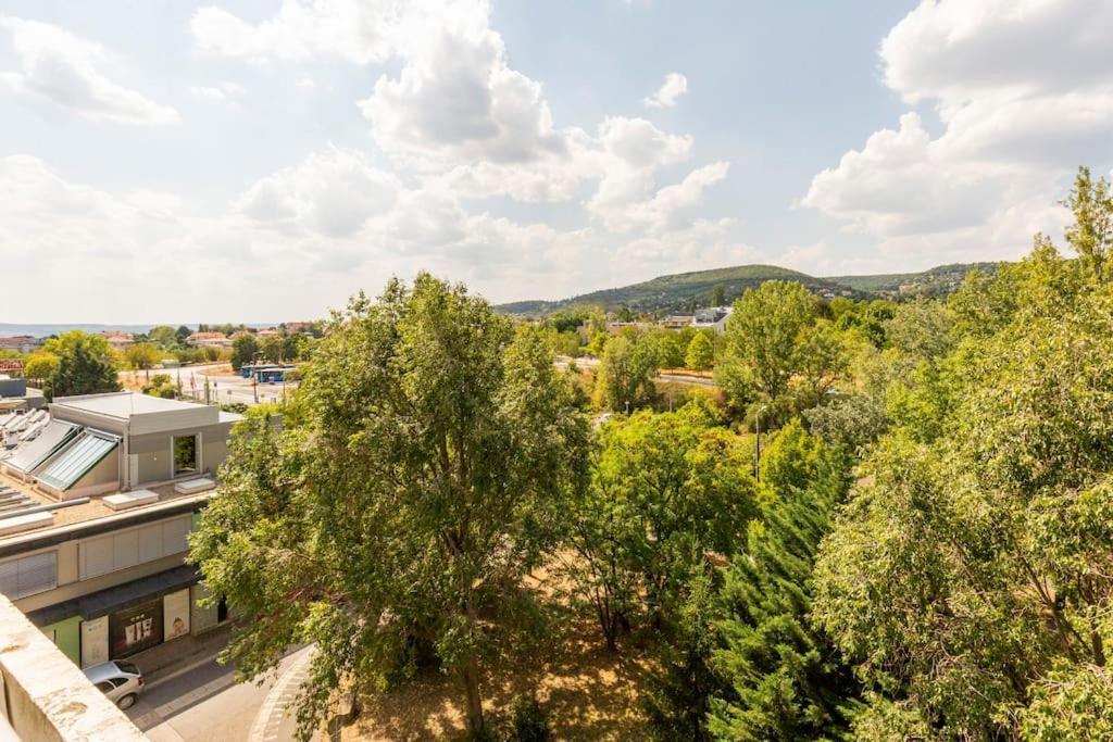 Lovely 1 Bedroom Flat - Gazdagret Apartament