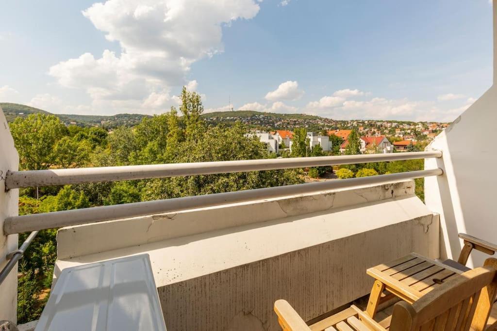Lovely 1 Bedroom Flat - Gazdagret Budapesta